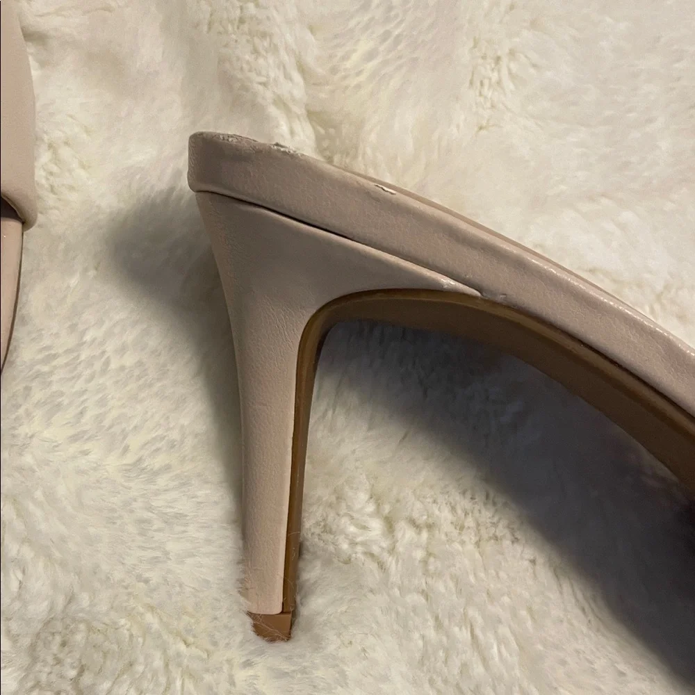 Cushionaire Women's Tan Mules - Picture 8 of 9